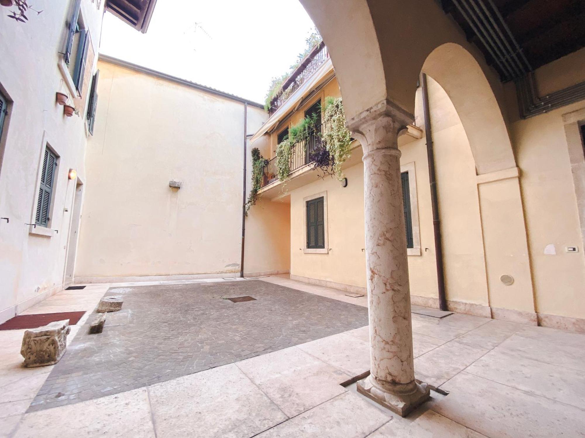 Santacecilia Apartment Verona Exterior photo